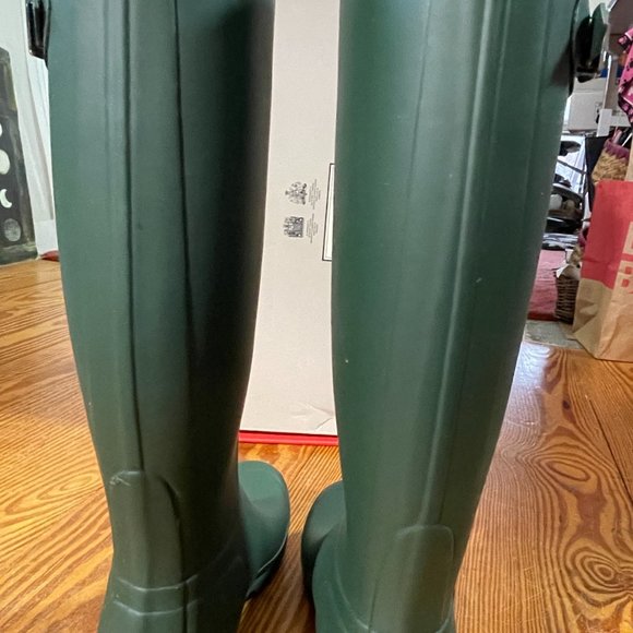 Hunter Rain Boots Size 9 Green Knee High LIKE NEW, With Box - Picture 5 of 6